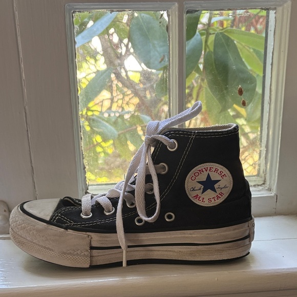 Converse Black and White High Top Sneakers - Picture 4 of 6
